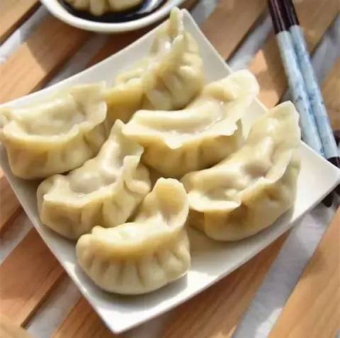 包饺子最新，自信与成长之力的包裹之旅