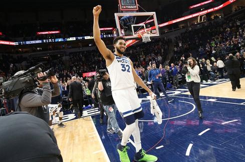 达里奥最新采访揭秘,家庭、友情与日常生活的趣事分享