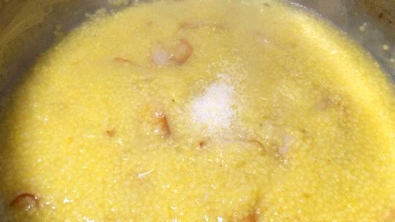 油菜新吃法，家的味道与友情的盛宴体验