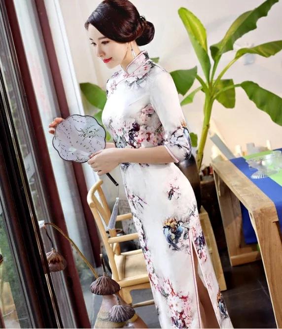 最新大发髻，发型变迁中的友情温馨故事