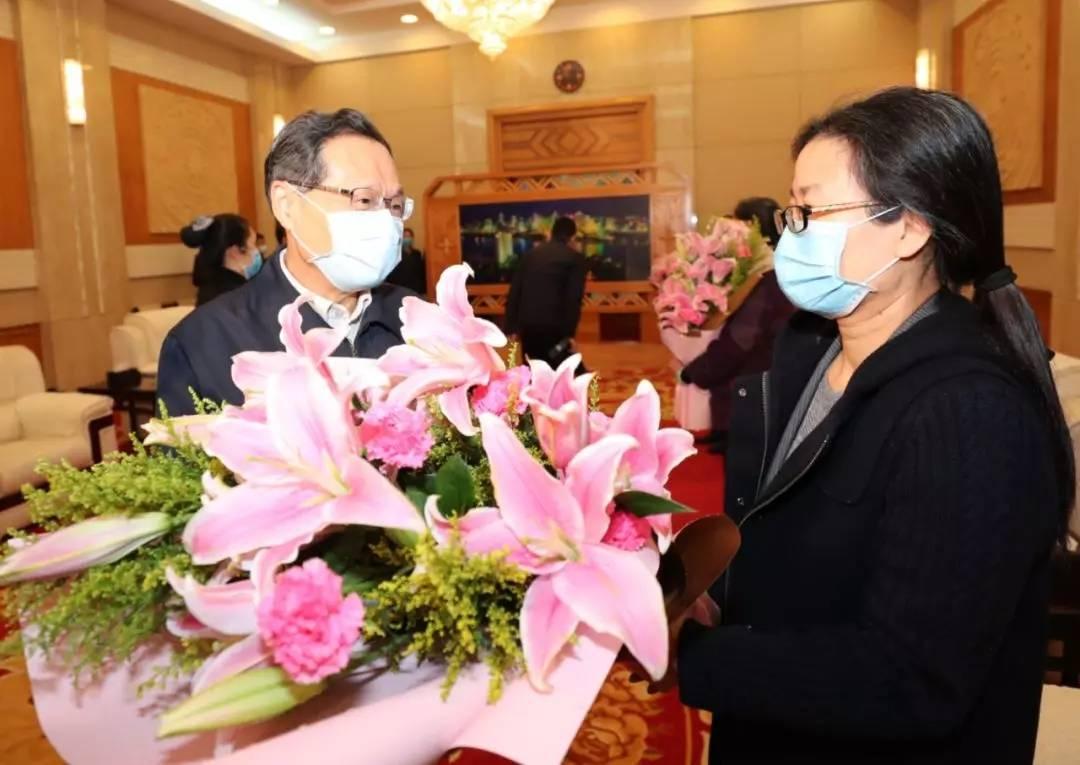 最新支援武汉，团结与力量的汇聚之光